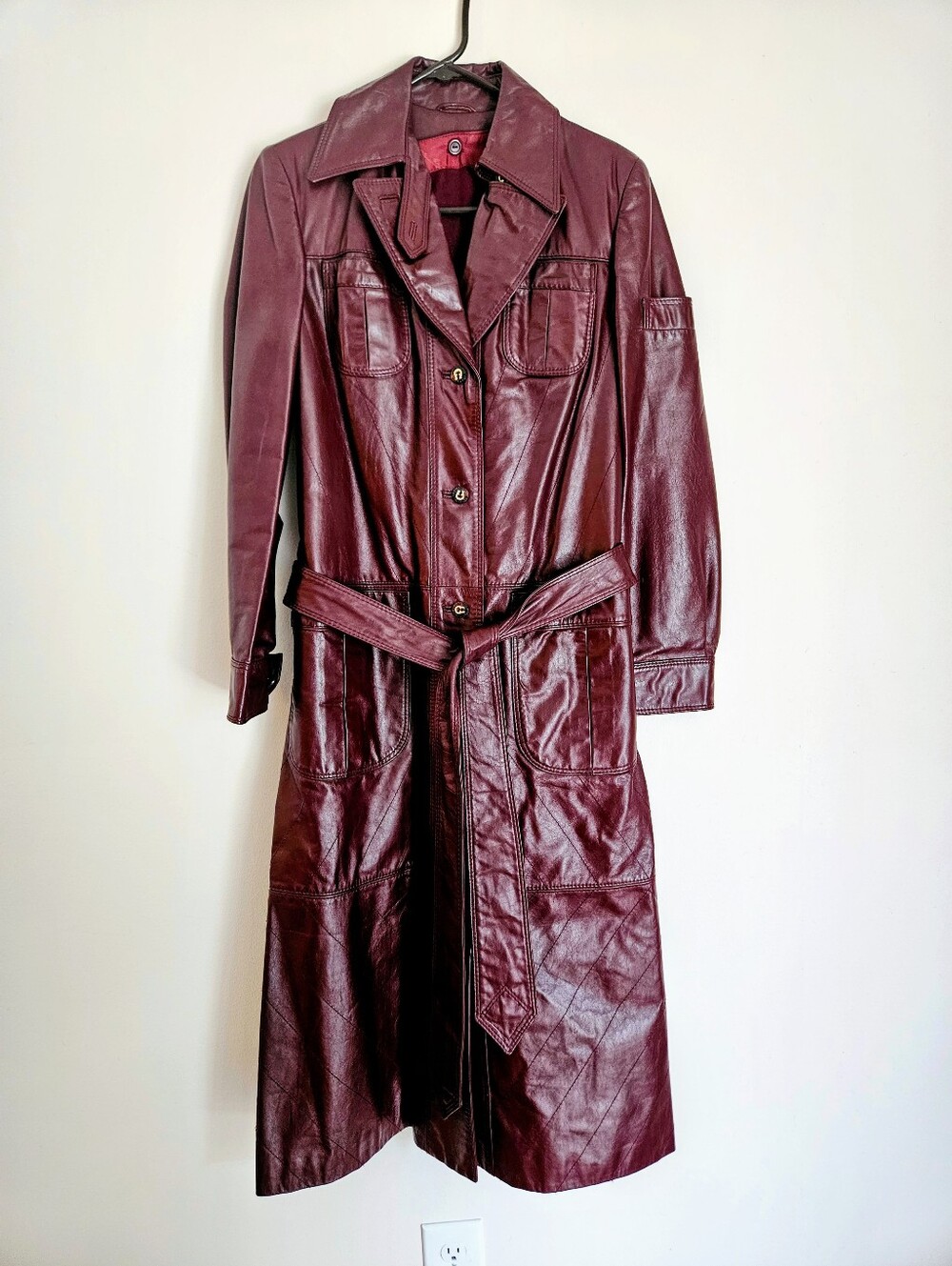 Like-New! Women's Vintage Etienne Aigner Burgundy Genuine Leather Trench Coat